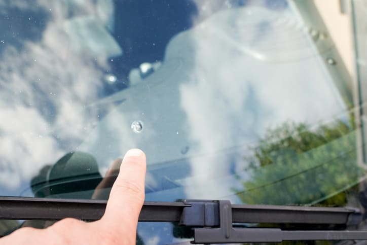 auto-glass-zone-oakville-windshield-chip