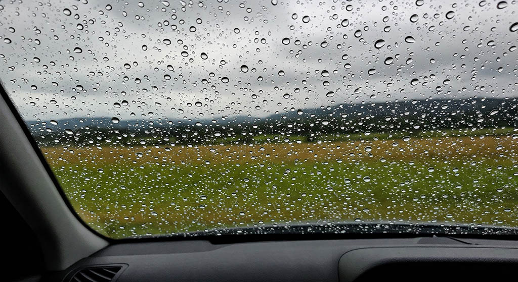 What If It Rains After a Windshield Replacement