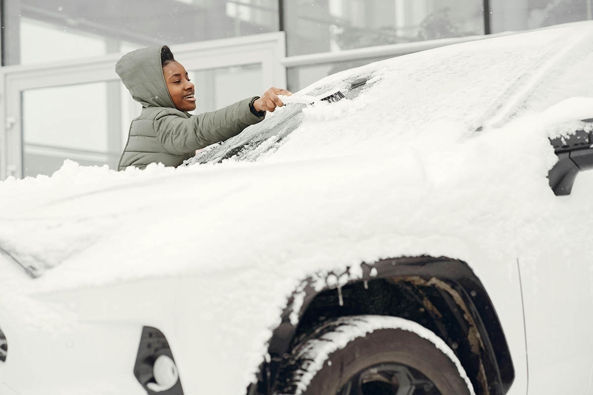 How To Prevent Ice Damage To Your Windshield